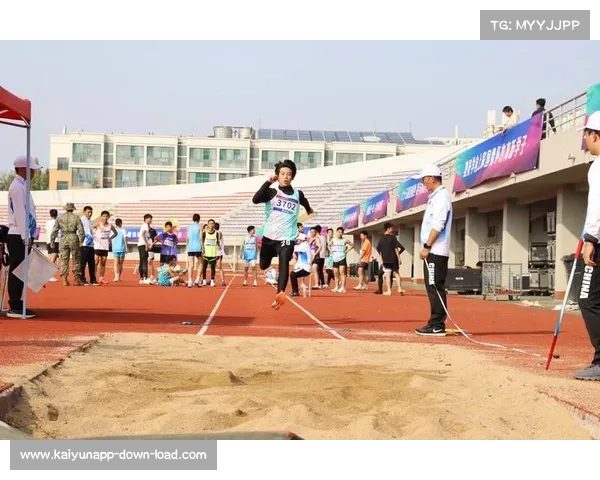 全方位提升竞技表现 锦标赛体能测试严格执行确保选手最佳状态 全方位提升竞技表现 锦标赛体能测试严格执行确保选手最佳状态